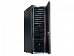 Fujitsu ETERNUS DX8900 S3