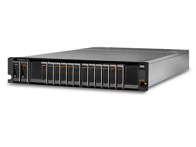 Фото Экономичные и производительные массивы IBM FlashSystem 840