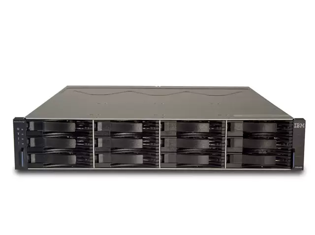 Фото IBM System Storage DS3400 1726-HC4